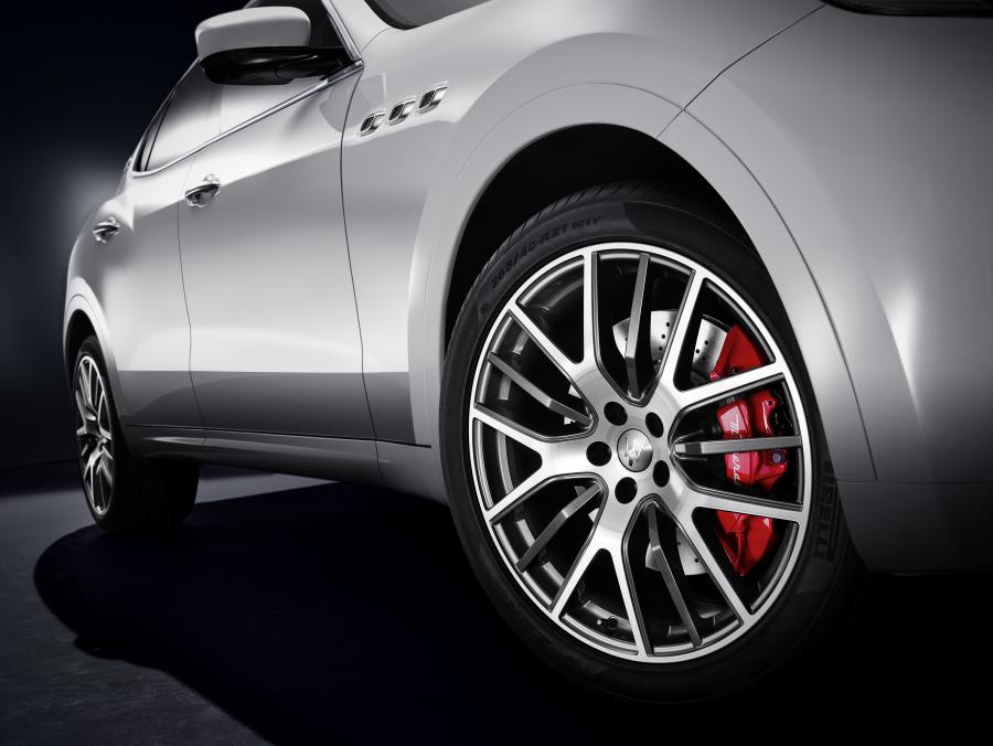 Колеса Maserati Levante 2016 года  (WW) (фото 1 из 52)